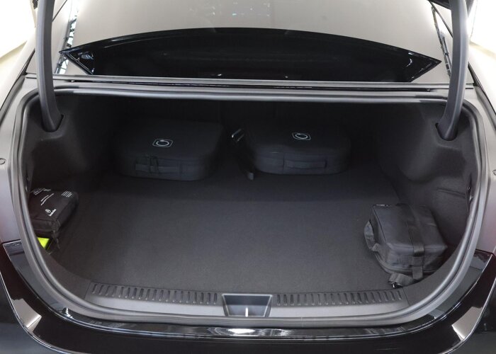 Mercedes-Benz E-Klasse 300e Sport Edition