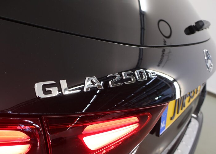 Mercedes-Benz GLA 250 e Luxury Line
