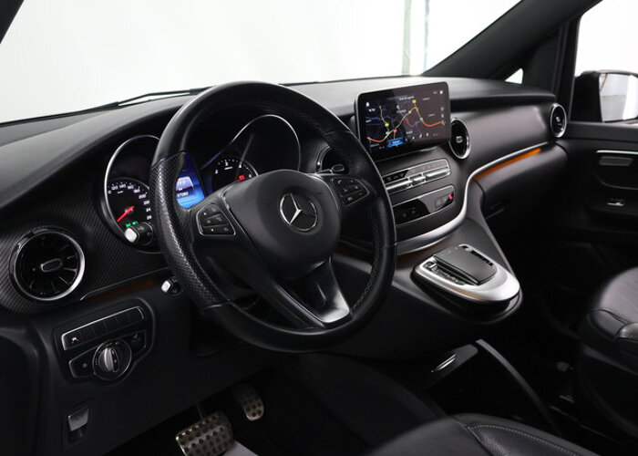 Mercedes-Benz V-Klasse 300d | XL L3 | Dubbele Cabine | AMG |