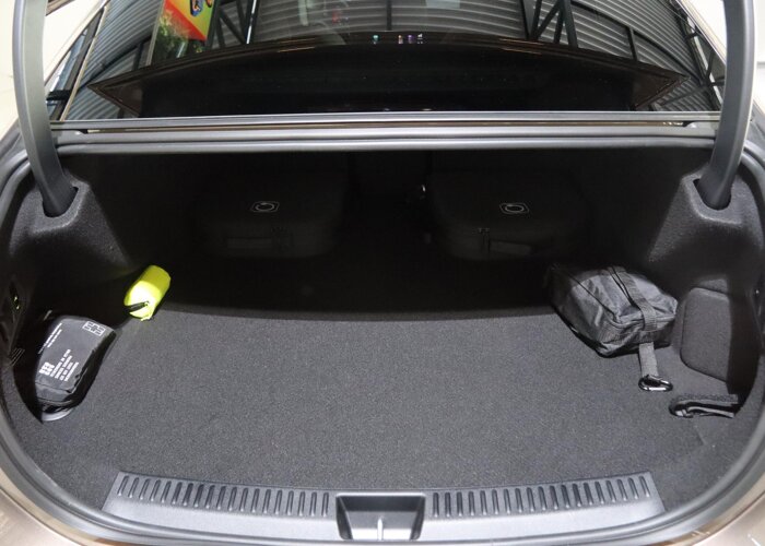 Mercedes-Benz E-Klasse 300e Sport Edition