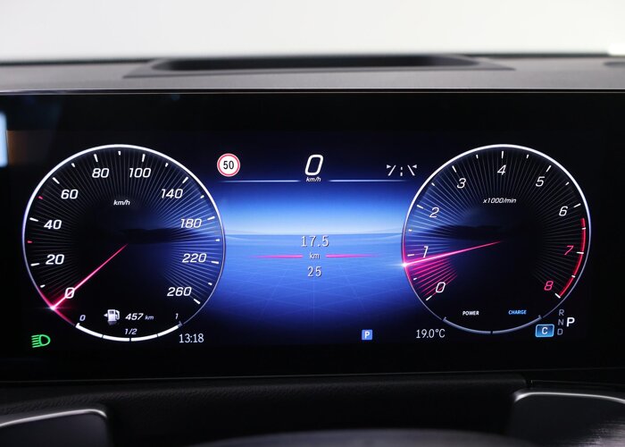 Mercedes-Benz GLB 180 Business Solution AMG