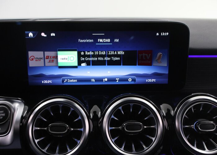 Mercedes-Benz GLB 180 Business Solution AMG