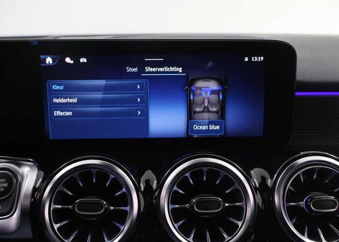 Mercedes-Benz GLB 180 Business Solution AMG