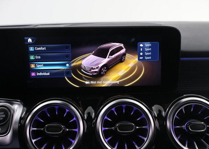 Mercedes-Benz GLB 180 Business Solution AMG