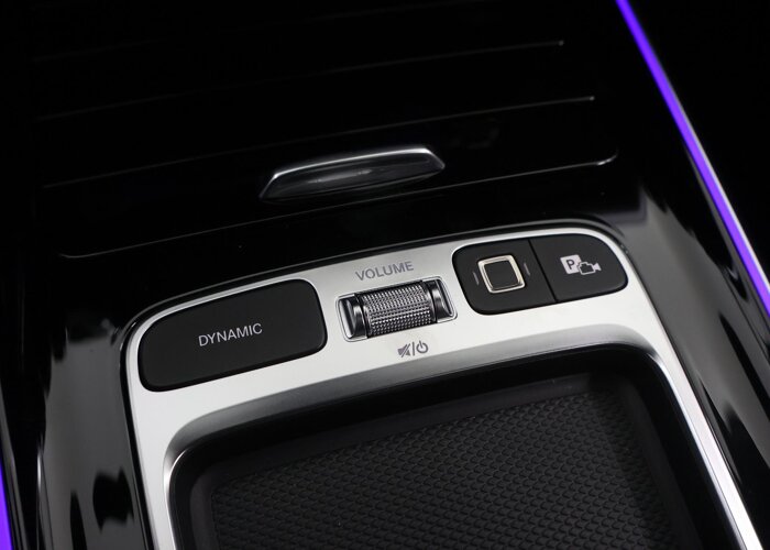 Mercedes-Benz GLB 180 Business Solution AMG