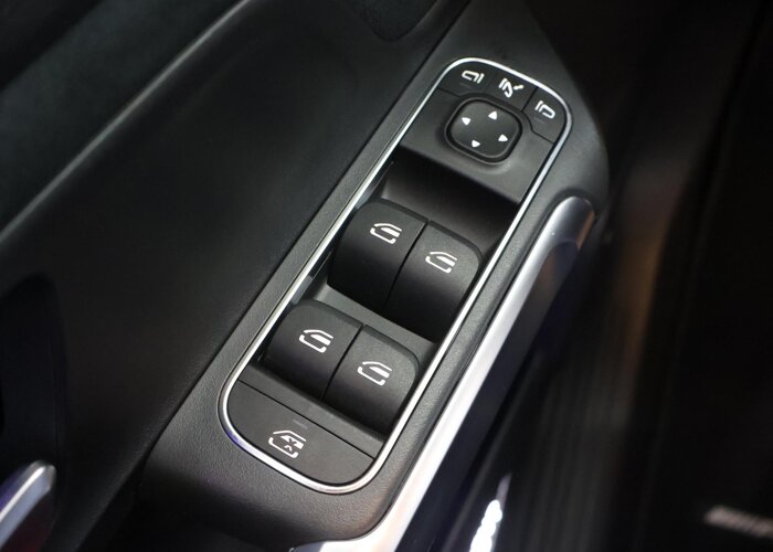 Mercedes-Benz GLB 180 Business Solution AMG