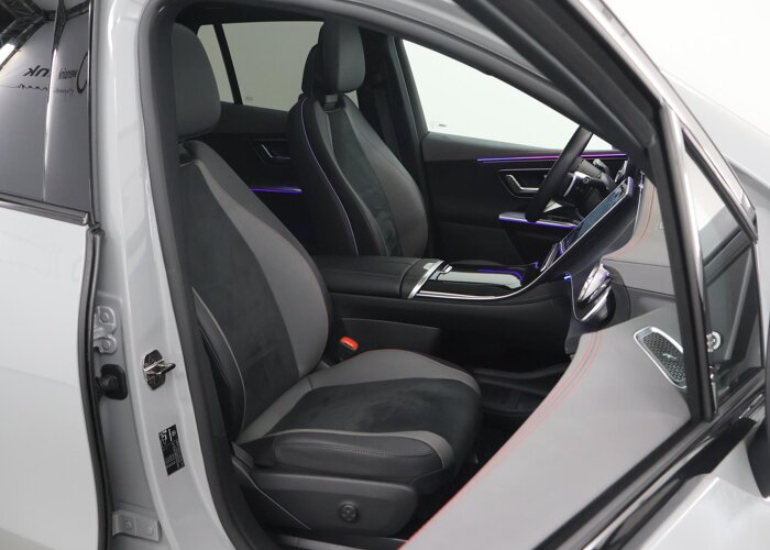 Mercedes-Benz EQE SUV 300 AMG Night