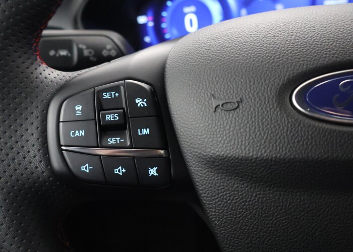 Ford FOCUS Wagon 1.0 EcoBoost Hybrid ST Line