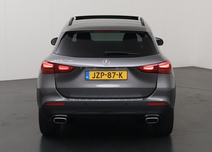 Mercedes-Benz GLA 250 e Luxury Line