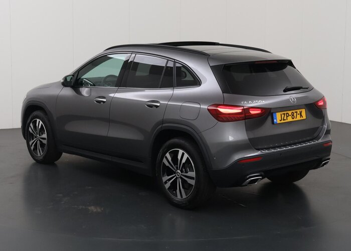 Mercedes-Benz GLA 250 e Luxury Line