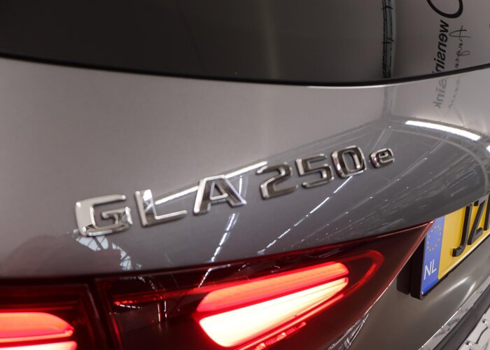 Mercedes-Benz GLA 250 e Luxury Line