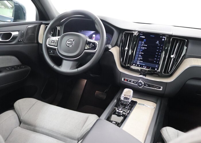 Volvo XC60 2.0 T8 Plug-in hybrid AWD Plus Bright