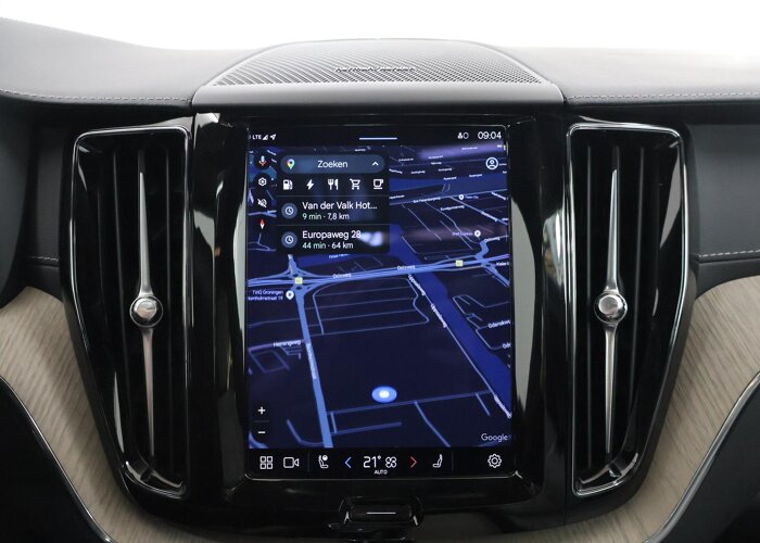 Volvo XC60 2.0 T8 Plug-in hybrid AWD Plus Bright