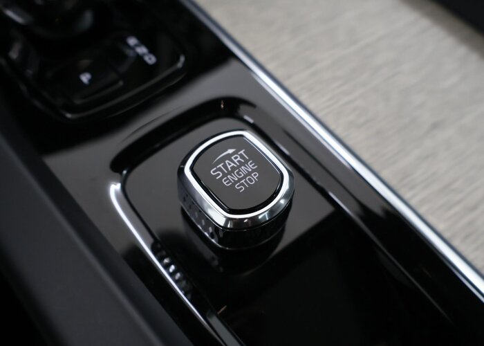 Volvo XC60 2.0 T8 Plug-in hybrid AWD Plus Bright