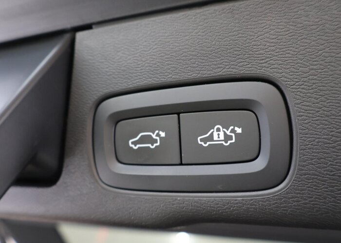 Volvo XC60 2.0 T8 Plug-in hybrid AWD Plus Bright