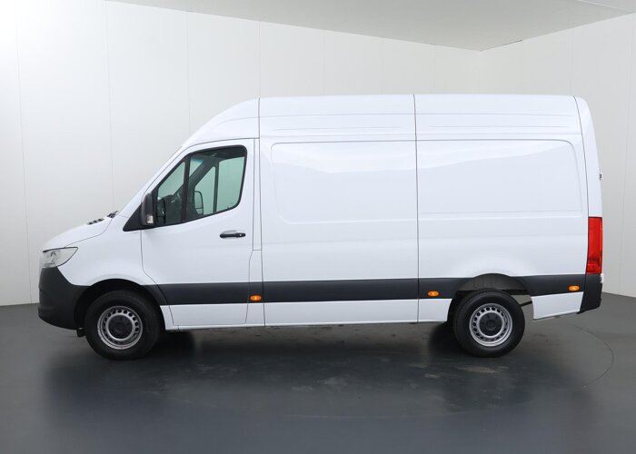 Mercedes-Benz Sprinter 317 CDI L2 H2 Pro