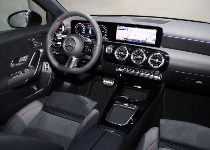 Mercedes-Benz A-Klasse 250e Business Solution AMG