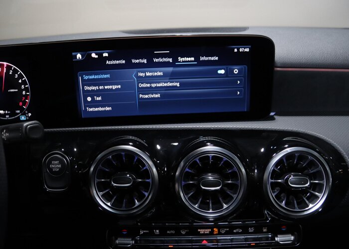 Mercedes-Benz A-Klasse 250e Business Solution AMG