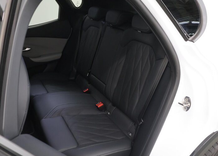 Ford Capri Premium Extended Range RWD 77 kWh
