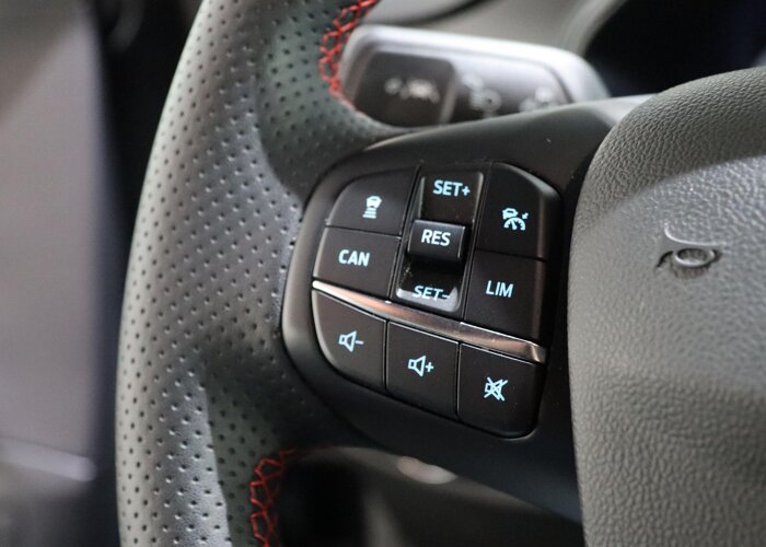 Ford FOCUS Wagon 1.0 EcoBoost Hybrid ST Line X