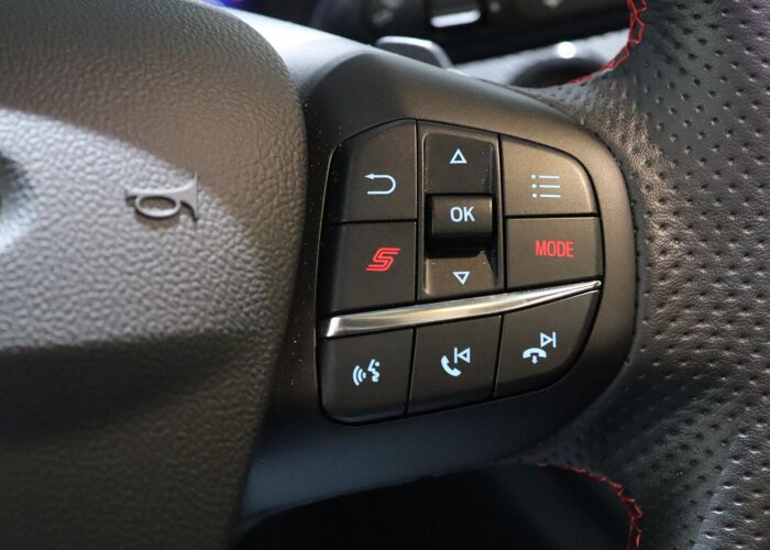 Ford Puma 1.0 EcoBoost Hybrid ST-X