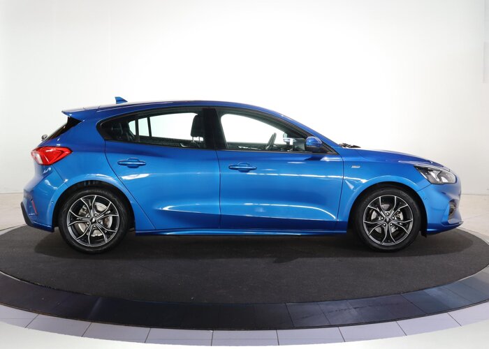 Ford Focus 1.0 EcoBoost ST Line Business