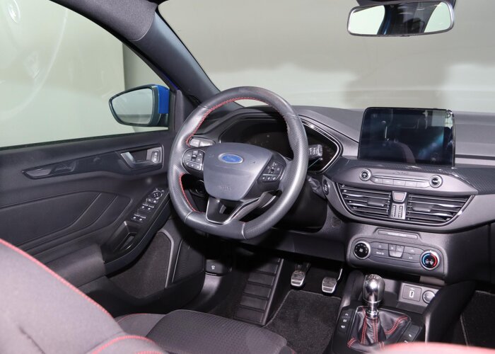 Ford Focus 1.0 EcoBoost ST Line Business