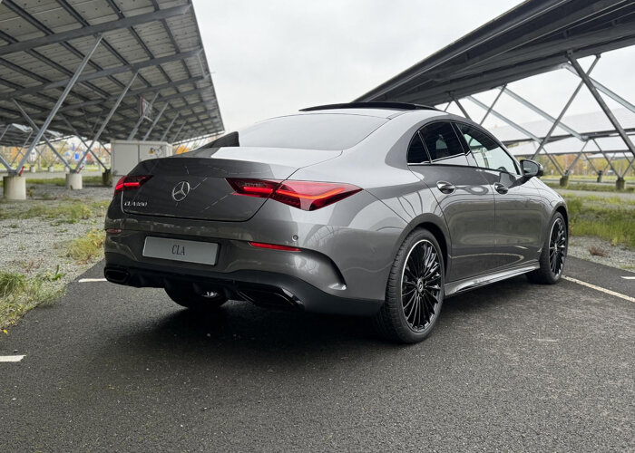 Mercedes-Benz CLA-Klasse 180 Business Solution AMG