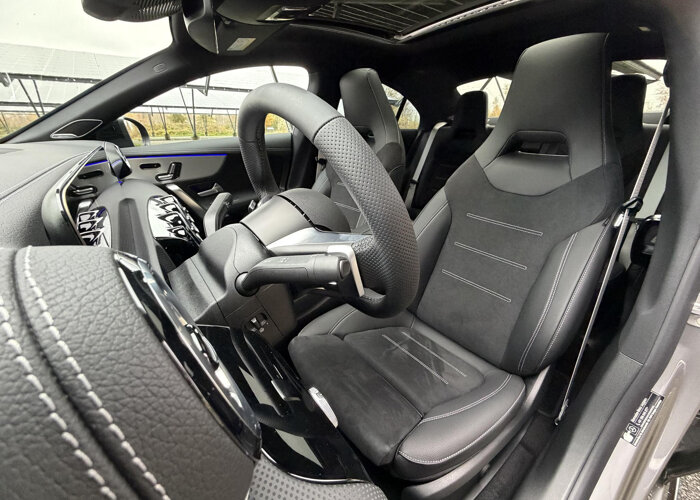 Mercedes-Benz CLA-Klasse 180 Business Solution AMG