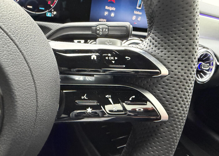 Mercedes-Benz CLA-Klasse 180 Business Solution AMG