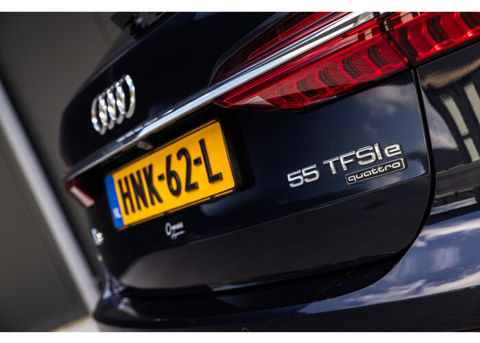 Audi A6 Avant 55 TFSI e quattro S edition Competition