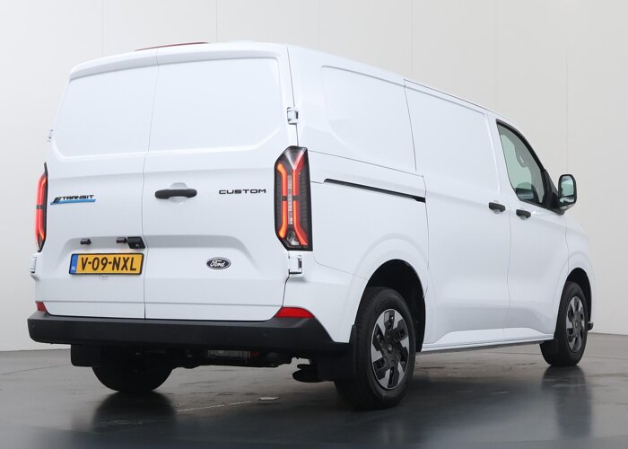 Ford E-Transit Custom 320 | L1 H1 | TREND | 65 kWh | 328 KM RANGE |