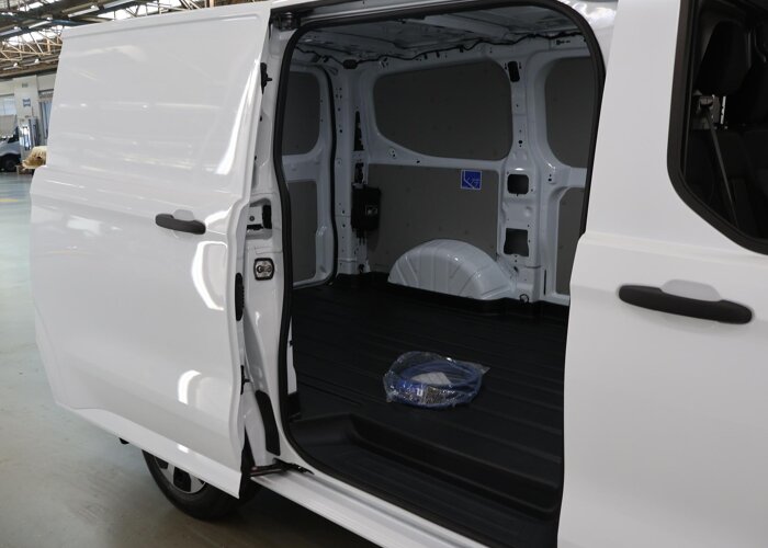 Ford E-Transit Custom 320 | L1 H1 | TREND | 65 kWh | 328 KM RANGE |