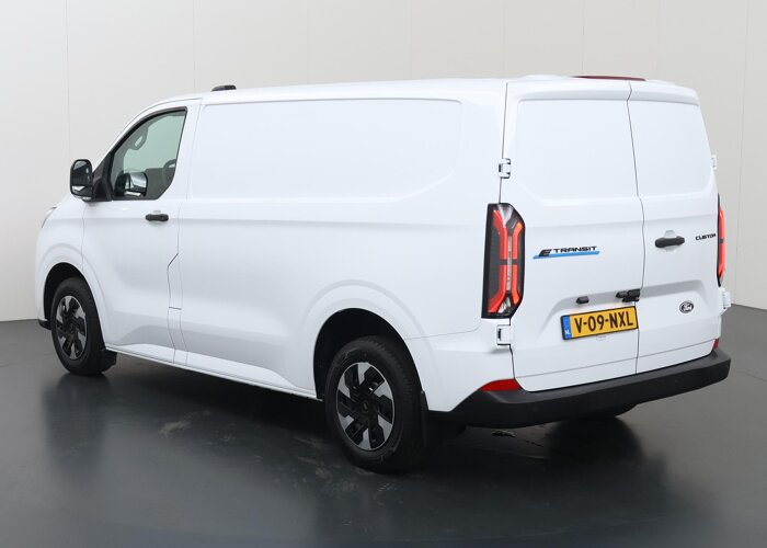 Ford E-Transit Custom 320 | L1 H1 | TREND | 65 kWh | 328 KM RANGE |