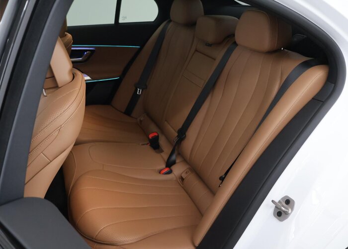 Mercedes-Benz E-Klasse 300 e AMG Line