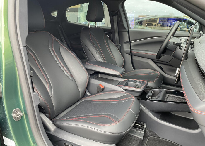 Ford Mustang Mach-E Extended Premium RWD 88 kWh