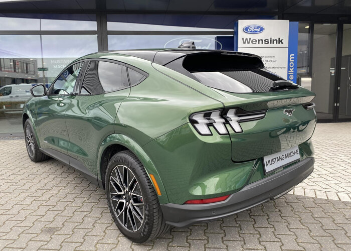 Ford Mustang Mach-E Extended Premium RWD 88 kWh