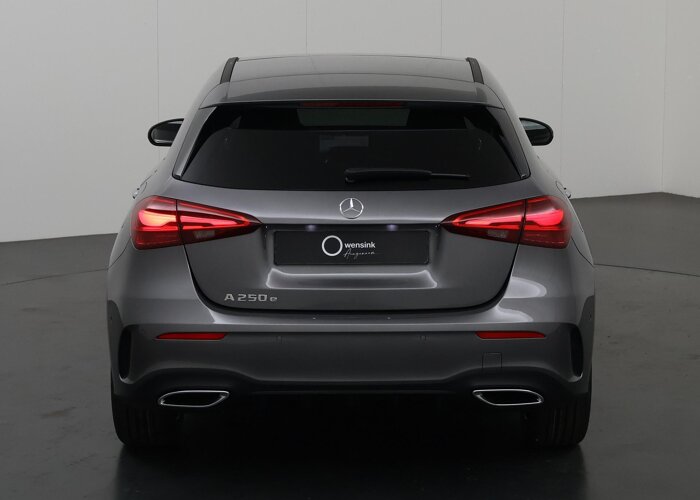 Mercedes-Benz A-Klasse 250 e Star Edition AMG Line
