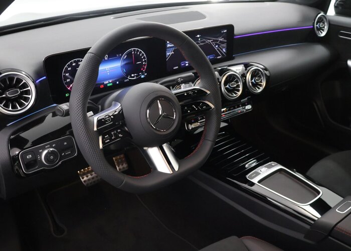 Mercedes-Benz A-Klasse 250 e Star Edition AMG Line