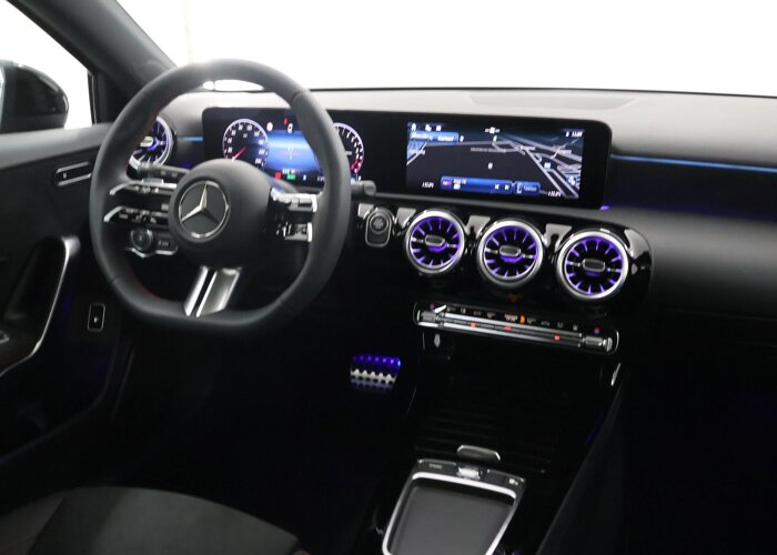 Mercedes-Benz A-Klasse 250 e Star Edition AMG Line