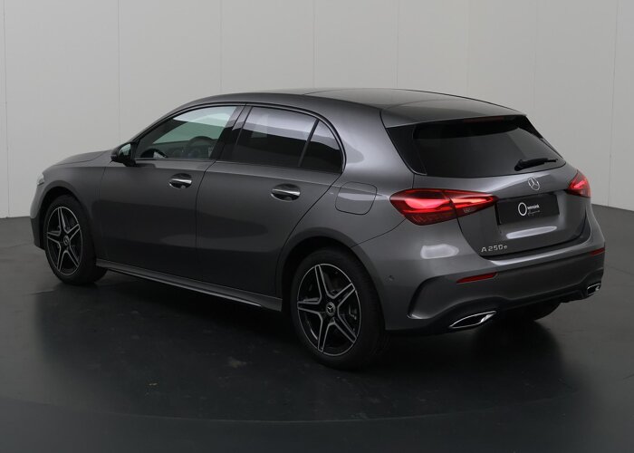 Mercedes-Benz A-Klasse 250 e Star Edition AMG Line
