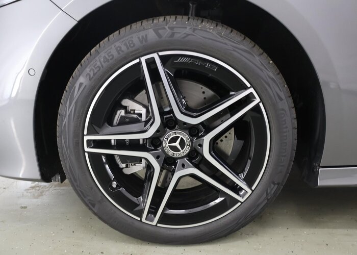 Mercedes-Benz A-Klasse 250 e Star Edition AMG Line