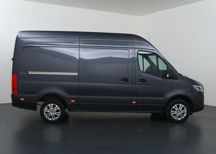 Mercedes-Benz Sprinter 319 CDI 190 PK | L2 H2 | AUTOMAAT | PRO |