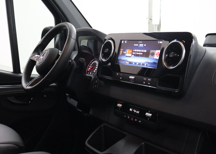 Mercedes-Benz Sprinter 319 CDI 190 PK | L2 H2 | AUTOMAAT | PRO |