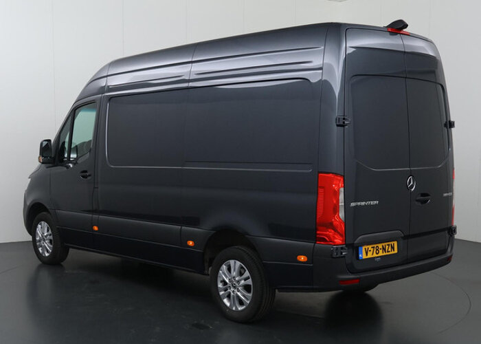 Mercedes-Benz Sprinter 319 CDI 190 PK | L2 H2 | AUTOMAAT | PRO |
