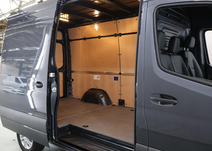 Mercedes-Benz Sprinter 319 CDI 190 PK | L2 H2 | AUTOMAAT | PRO |