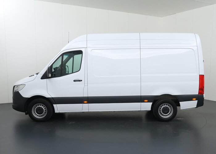 Mercedes-Benz Sprinter 317 CDI L2 H2 Pro