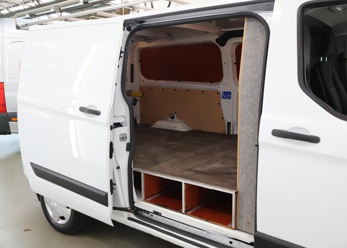 Ford Transit Custom 320 2.0 TDCI | AUT. | L2 H1 | TREND |