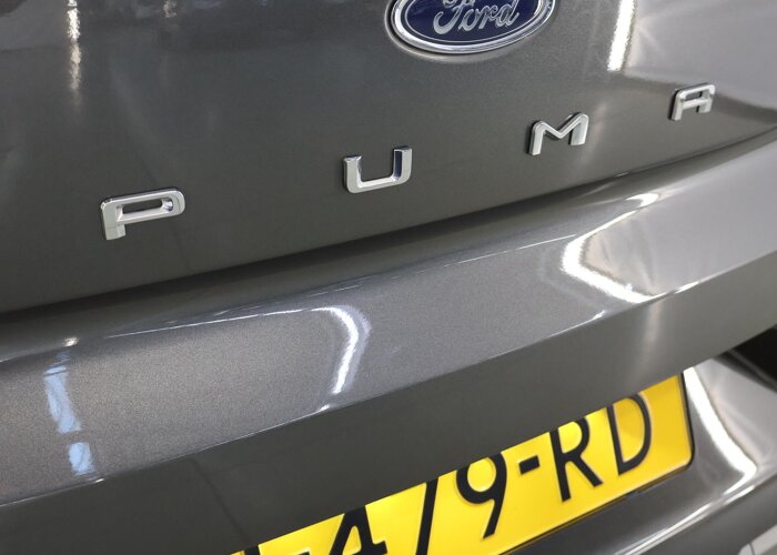 Ford Puma 1.0 EcoBoost Hybrid Titanium