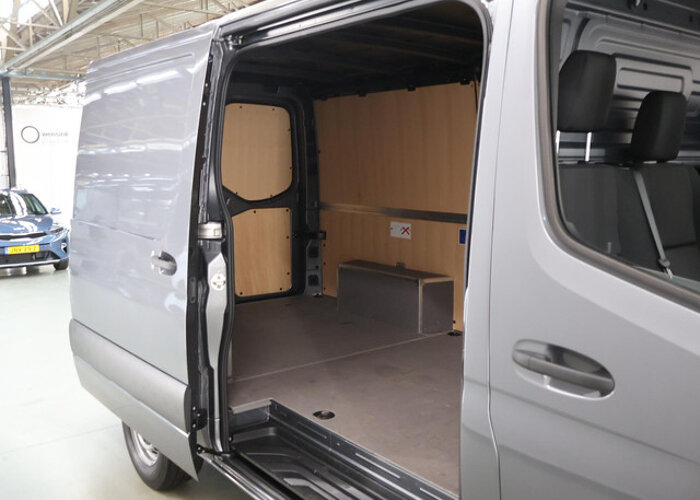 Mercedes-Benz Sprinter 317 CDI | L2 H1 | PRO | AUTOMAAT | 3500 KG. AHW |